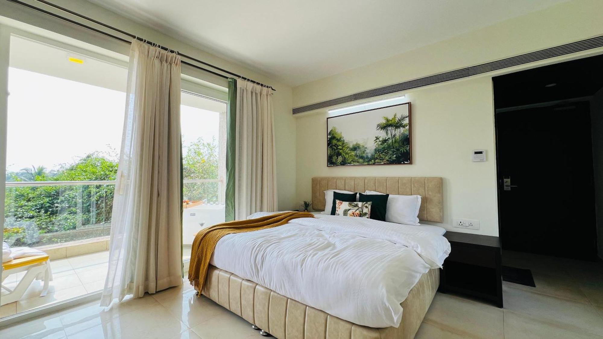 Bluo Amani Vagator - Boutique Hotel Goa Anjuna Exteriör bild